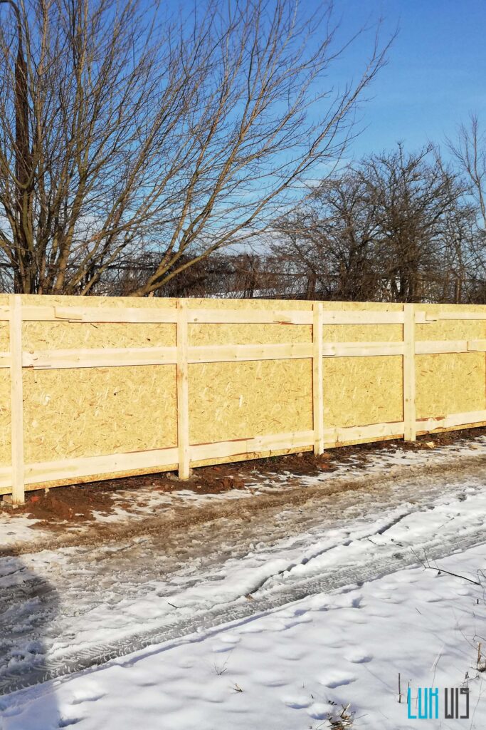 ogrodzenie z płyty OSB